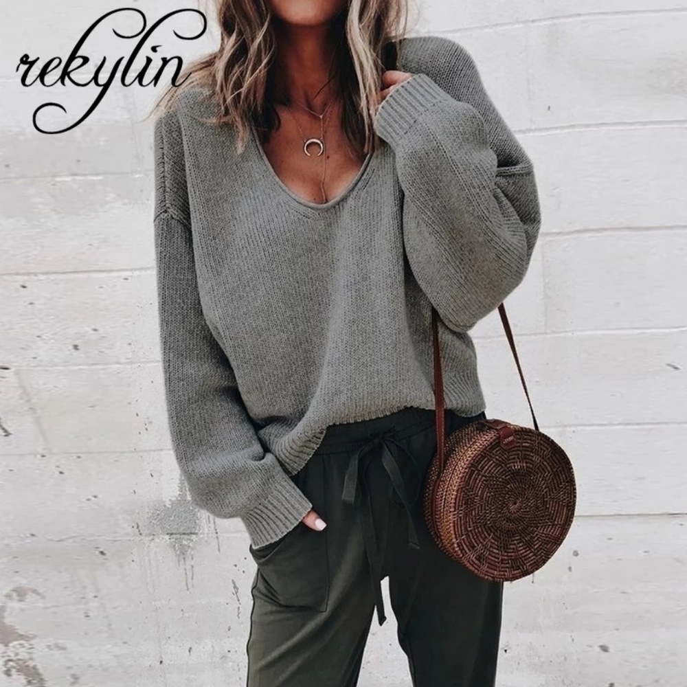 Soft V-neck Oversized Loose Fitting Knit Sweater - Picture 5 of 8